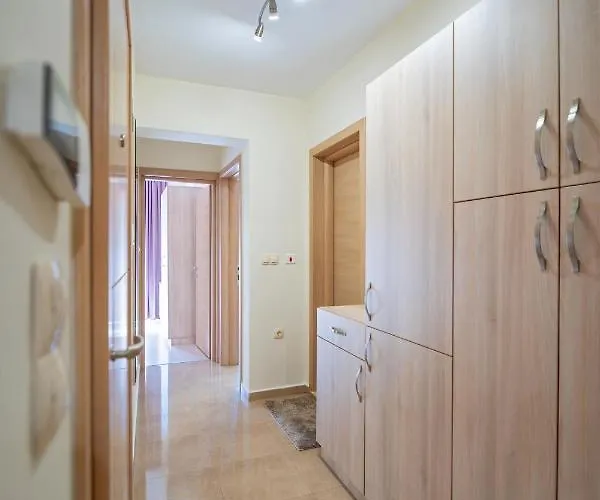 амбра Sandanski